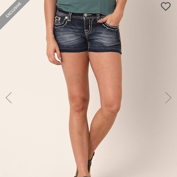 Miss Me signature stretch shorts - Picture 2 of 9